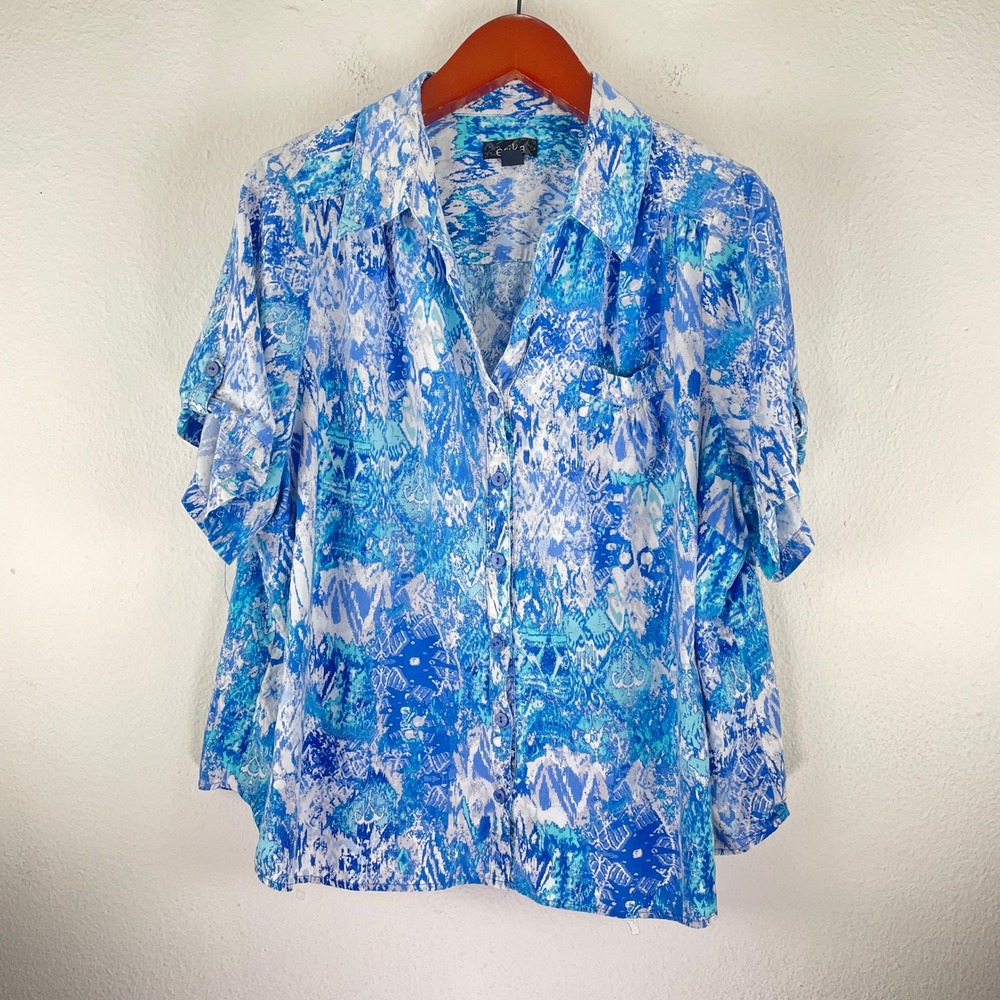 Erika Womens 3X Blue White Abstract Batik Print Short Sleeve Button Front Blouse